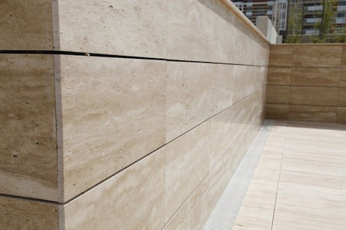 سنگ تراورتن تکاب با شرایط فوق العاده